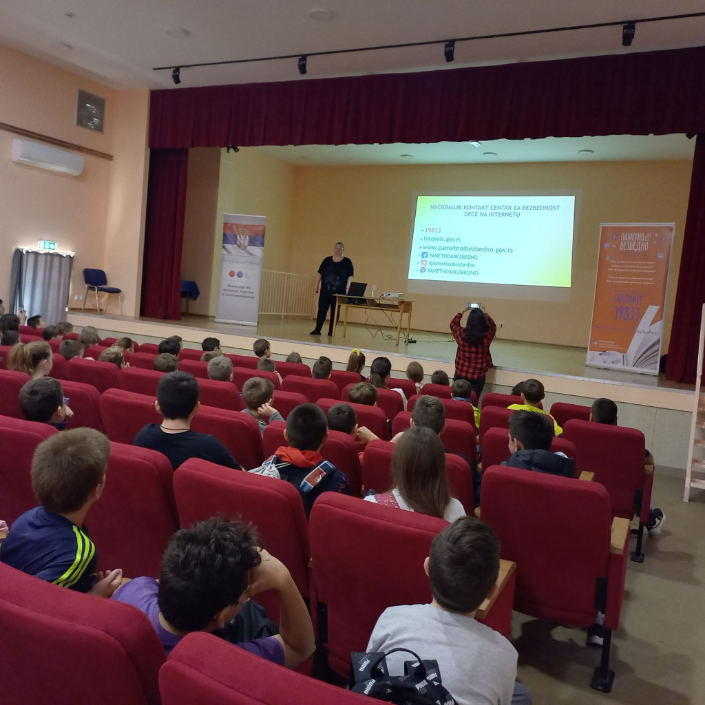 IMG-e2df0e450851a183cf72a62266d2d1bd-V.jpg IMG-e2df0e450851a183cf72a62266d2d1bd-V.jpg